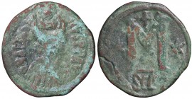 BIZANTINE - Eraclio (610-641) - Follis (Siracusa) - Busto a d., contromarca in alto /R Segno di valore e croce (AE g. 15,72)
MB