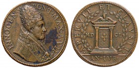 MEDAGLIE - PAPALI - Innocenzo X (1644-1655) - Medaglia 1650 A. VII - Giubileo Linc. 1112 AE Opus: G. Molo Ø 38
BB-SPL