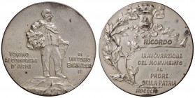 MEDAGLIE - CITTA' - Torino - Medaglia 1909 - Inaugurazione del monumento al padre della patria MB Opus: Rubino Ø 48 Colpetti
BB+