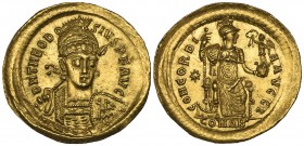 Theodosius II (402-450), solidus, Constantinople, 408-430, D N THEODOSIVS P F AVG, helmeted bust facing three-quarters right, rev., CONCORDIA AVGG I, ...