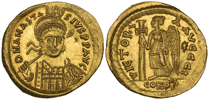 Anastasius I (491-518), solidus, Constantinople, D N ANASTASIVS P P AVG, helmete...