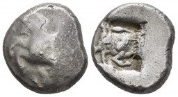 Licia. Estátera. 480 a.C. Incierta. (SNG Von Aulock-4080 var.). Anv.: Pegaso a izquierda. Rev.: Prótomo de toro a izquierda. Ag. 9,31 g. BC/BC+. Est.....
