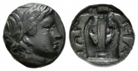 Macedonia. Olynthos. Dióbolo. 432-348 a.C. (Gc-1426). (Sng Ans-552). Anv.: Cabeza laureada de Apolo a izquierda. Rev.: Lira, alrededor leyenda. Ae. 3,...