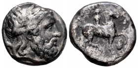 Imperio Macedonio. Filipo II. Tetradracma. 348-342 a.C. Amphipolis. (Sng Ans-510-20). Anv.: Cabeza laureada de Zeus a derecha . Rev.: Joven desnudo a ...