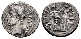 Emerita Augusta. Quinario. 27 a.C. Mérida (Badajoz). (Abh-983). (Acip-4432). Anv.: Busto de Augusto a izquierda, detrás AVGVST. Rev.: Victoria a derec...