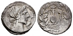 Caecilia. Q. Caecilius Metellus Pius. Denario. 81 a.C. Hispania. (Ffc-215). (Craw-374/2). (Cal-290). Anv.: Cabeza diademada de la Piedad a derecha, de...