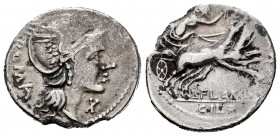 Flaminia. Lucius Flaminius Cilo. Denario. 109-108 a.C. Norte de Italia. (Ffc-708). (Craw-302/1). (Cal-579). Anv.: Cabeza de Roma a derecha, delante: X...