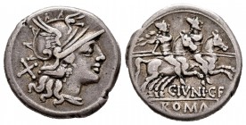 Junia. C. Junius C. f. Denario. 149 a.C. Roma. (Ffc-776). (Craw-210/1). (Cal-859). Anv.: Cabeza de Roma a derecha, detrás: X. Rev.: Los Dioscuros a ca...
