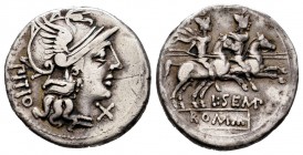 Sempronia. L. Sempronius Pitio. Denario. 148 a.C. Roma. (Ffc-1107). (Craw-216/1). (Cal-1251). Anv.: Cabeza de Roma a derecha, detrás: X, Ley./ detrás:...