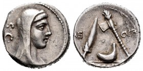 Sulpicia. P. Sulpicius Galba. Denario. 69 a.C. Roma. (Ffc-1135). (Craw-406/1). (Cal-1290). Anv.: Cabeza velada de Vesta a derecha, detrás: S.C. Rev.: ...