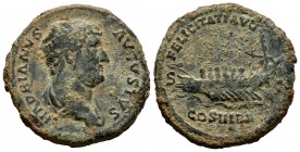 Adriano. As. 132-134 d.C. Roma. (Spink-no cita). (Ric-719). Rev.: Galera, arriba FELICITATI, abajo AVG COS III PP y a los lados S C. Ae. 13,50 g. Esca...