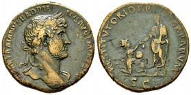 Adriano. Sestercio. 123 d.C. Roma. (Spink-3637). (Ric-594a). (Ch-1285). Rev.: RESTITVTORI ORBIS TERRARVM S C. Adriano en pie a izquierda, levantando a...