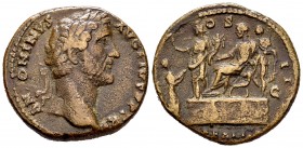 Antonino Pío. Sestercio. 138-161 d.C. Roma. (Ric-537). Rev.: (LIB)ERALI(TAS) (C)OS II (S) C. Antonino sentado en silla curul a izquierda sobre platafo...
