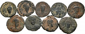 Lote de 9 bronces del Imperio Bizantino de pequeños módulos. A EXAMINAR. VF/Choice VF. Est...100,00.