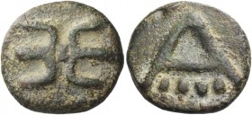 Apulia, Ausculum. Quadrunx circa 217-212, Æ 29.23 g. A; below, four pellets. Rev. Thunderbolt. Haeberlin pl. 72, 12. Sydenham Aes Grave 166. Thurlow-V...