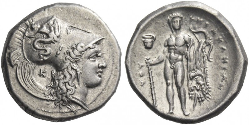 Lucania, Heraclea. Nomos circa 330-320 BC, AR 7.86 g. Head of Athena r., wearing...