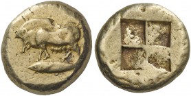 Mysia, Cyzicus. Stater circa 500-450 BC, EL 16.10 g. Boar standing l. on tunny fish. Rev. Quadripartite incuse square. von Fritze 90 and pl. III, 9. G...