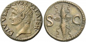 Octavian as Augustus, 27 BC – 14 AD. Divus Augustus. As circa 34-37, Æ 10.71 g. Radiate head l. Rev. Winged thunderbolt upright. C 249. RIC Tiberius 8...