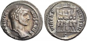 Galerius Maximianus caesar, 293 – 305. Argenteus 295-297, AR 3.57 g. Laureate head r. Rev. Turreted camp gate with the four tetrarchs swearing over tr...