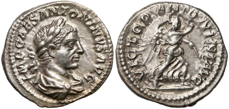 Rome, Elagabalus, Denarius (218 AD) - Victoria Piękny i ciekawy denar. W tle rew...