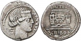 ROMAN COINS: ROMAN REPUBLIC
Denario. 62 a.C. SCRIBONIA-8. L. Scribonius Libo. Rev.: El Pozo Scriboniano adornado con guirnaldas, debajo tenazas. En e...
