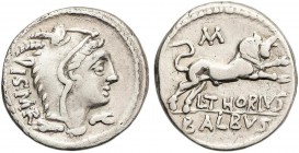 ROMAN COINS: ROMAN REPUBLIC
Denario. 105 a.C. THORIA-1. L. Thorius Balbus. Rev.: Toro a derecha, encima M, debajo L. THORIVS. En exergo: BALBVS. 3,79...