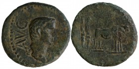 Tiberius augustus, 14 – 37
Bronze, uncertain Macedonian mint (Philippi ?)
Bare head r. / Rev. Two figures ploughing with yoke of oxen. McClean 7661....