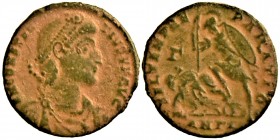 Constantius II Æ Centenionalis. Antioch, AD 351-355.
D N CONSTANTIVS P F AVG, pearl-diademed, draped and cuirassed bust right / FEL TEMP REPARATIO, s...