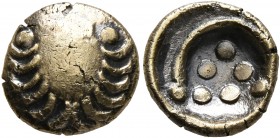 CELTIC, Central Europe. Vindelici. 1st century BC. 1/4 Stater (Electrum, 11 mm, 1.41 g), 'Leerer Blattkranz' type. Wreath formed of two branches with ...