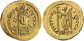 Leo I, 457-474. Solidus (Gold, 21 mm, 4.51 g, 5 h), Constantinopolis, circa 462 or 466. D N LEO PE-RPET AVG Pearl-diademed, helmeted and cuirassed bus...
