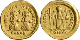 Justin I & Justinian I, 527. Solidus (Gold, 20 mm, 4.49 g, 6 h), Constantinopolis, 4 April-1 August 527. D N IVSTIN ЄT IVSTINIAN P P AVG / CONOB Justi...