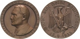 Drittes Reich
 Bronzemedaille 1933 (F. Beyer) Auf die Wahl von Hermann Göring zum preußischen Ministerpräsidenten. Brustbild nach links / Adler mit H...
