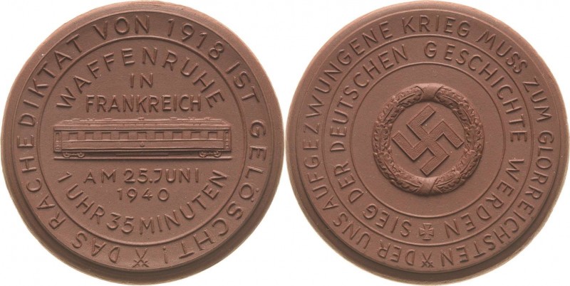 Drittes Reich - Porzellanmedaillen
 Braune Porzellanmedaille 1940 (Meißen) Waff...