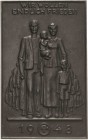 Eisengussmedaillen
 Einseitige Eisengussplakette 1948 (Moll/Lauchhammer) Wir wollen endlich Frieden. Familie mit Kindern. 91 x 144 mm, 206,60 g Strot...