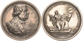 Reformation-Ereignisse und Jubiläen
 Silbermedaille 1717 (Chronogramm) (G.W. Vestner/P.H. Müller) 200 Jahre Reformation in Nürnberg. Brustbild Martin...
