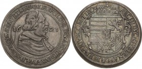 Habsburg
Erzherzog Leopold V. 1619-1632 Taler 1621, Hall Davenport 3330 Voglhuber 175 M./T. 421 Avers kl. Kratzer, sehr schön-vorzüglich