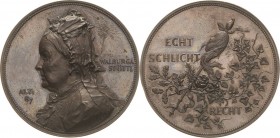 Medaillen
Wien Bronzemedaille 1891 (A. Scharff) Auf die Wiener Münzensammlerin Walburga Spöttl (1804-1892), Widmung ihres Sohnes, Ignaz Spöttl, zu ih...