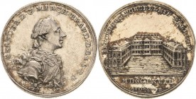 Brandenburg-Ansbach
Alexander 1757-1791 Silbermedaille 1767 (Götzinger) Bruckberger Porzellanfabrik. Brustbild nach rechts / Ansicht des Bruckberger ...