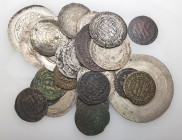 Samanid, multiple dirhams (4), very fine and better; with miscellaneous dirhams (11) and fulus (11), mixed lower grades (26)

Estimate: GBP 200 - 30...