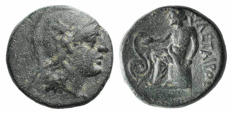 Kings of Pergamon, Philetairos (282-263). Æ (15mm, 4.01g, 12h). Helmeted head of...