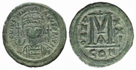 Justinian I (527-565). Æ 40 Nummi (33mm, 18.03g, 6h). Constantinople, year 20 (547/8). Diademed, draped and cuirassed bust r. R/ Large M; cross above;...