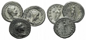 Lot of 3 Roman Imperial AR Denarii to be catalog. Lot sold as it, no returns