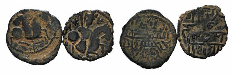 Islamic, lot of 2 Æ coins, to be catalog. Lot sold as it, no returns