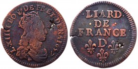 Francia - Liard de France 1657 "D" - Tondello forato - Cu gr.3,88 

MB+
