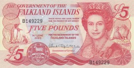 Falkland Islands, 5 Pounds, 2005, UNC, p17a
Queen Elizabeth II. Potrait
Serial Number: B149229
Estimate: 15-30