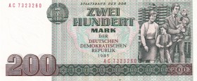 Germany - Democratic Republic, 200 Mark, 1985, UNC, p32
Serial Number: AC 7323260
Estimate: 10-20
