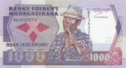 Madagascar, 1.000 Francs=200 Ariary, 1988/1993, UNC, p72b
Serial Number: BE3632674
Estimate: 10-20