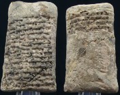 Mésopotamie - Tablette en terre cuite - 3000 / 1000 av. J.-C.
Importante tablette en terre cuite recouverte de caractères et provenant de la Maison A...