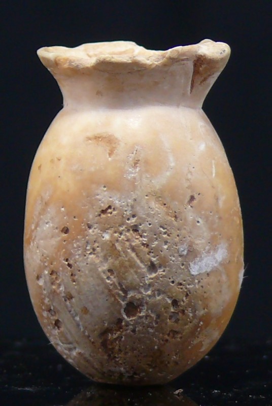Proche Orient - Vase à onguents en calcite - 1000 av. J.-C.
Joli vase à onguent...