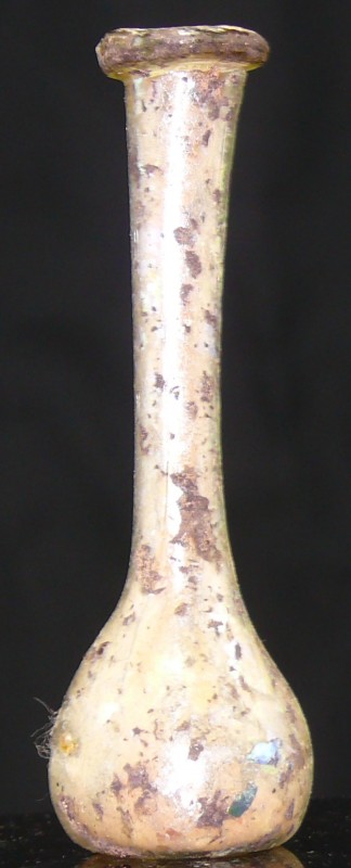 Romain - Vase en verre irisé - 100 / 300 ap. J.-C.
Petit vase en verre irisé à ...
